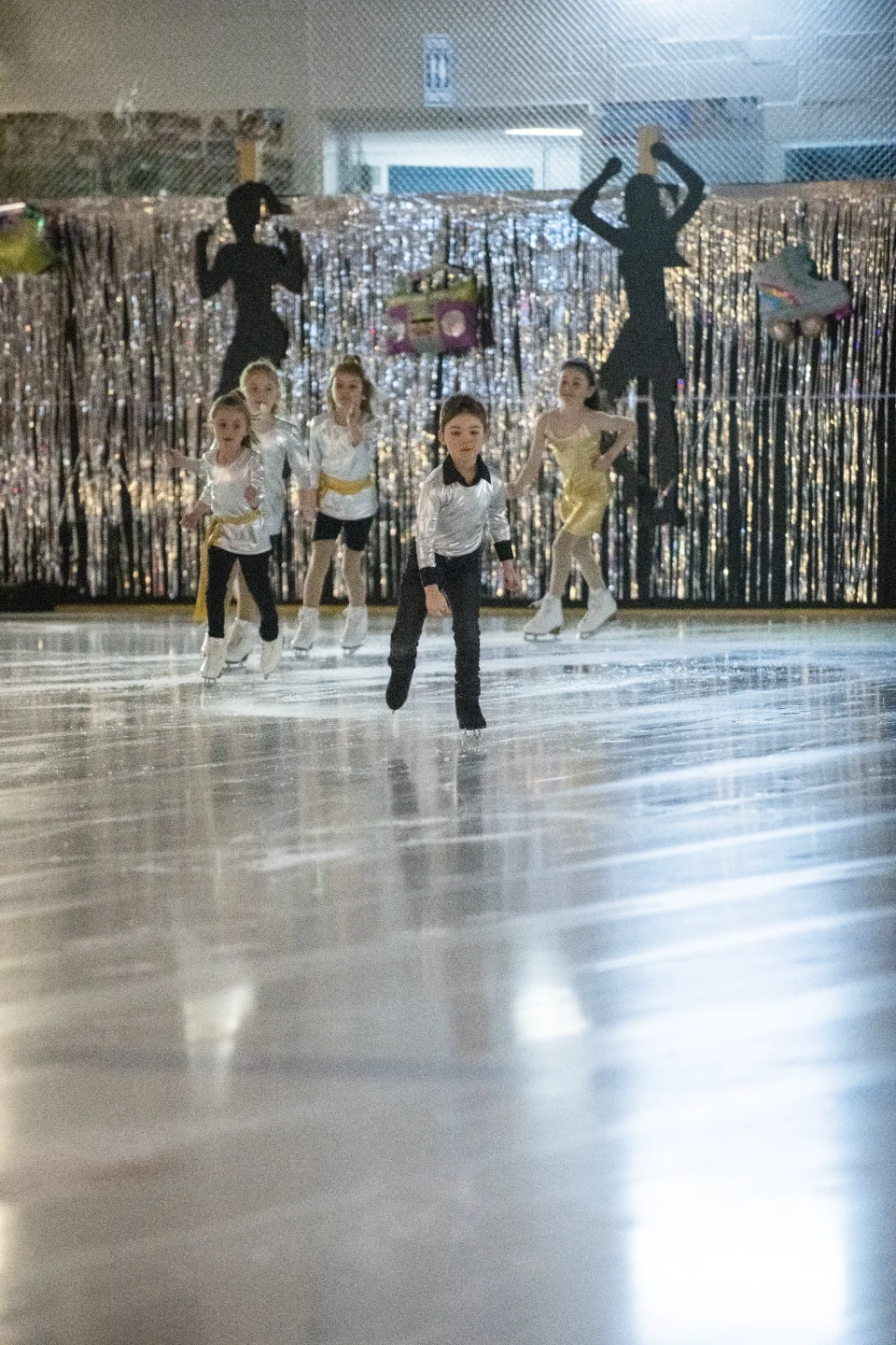 Photo de Spectacle annuel - La fièvre du DISCO !